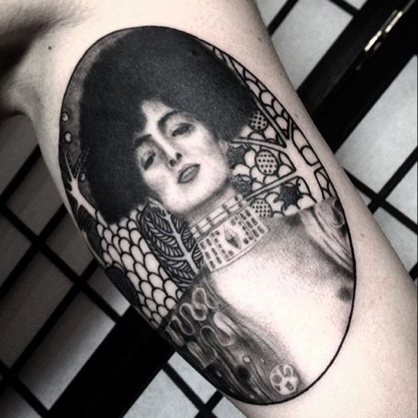 Tattoos for those who are delighted with the work of Gustav Klimt