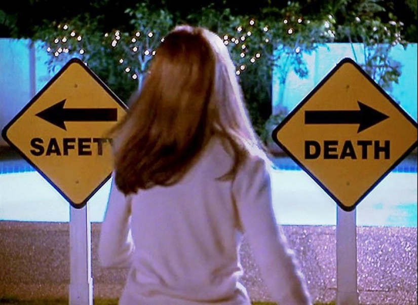 The 20 Most Annoying Cliches from Horror Movies