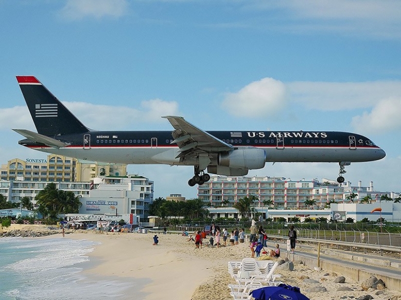 The 25 worst airports from around the world