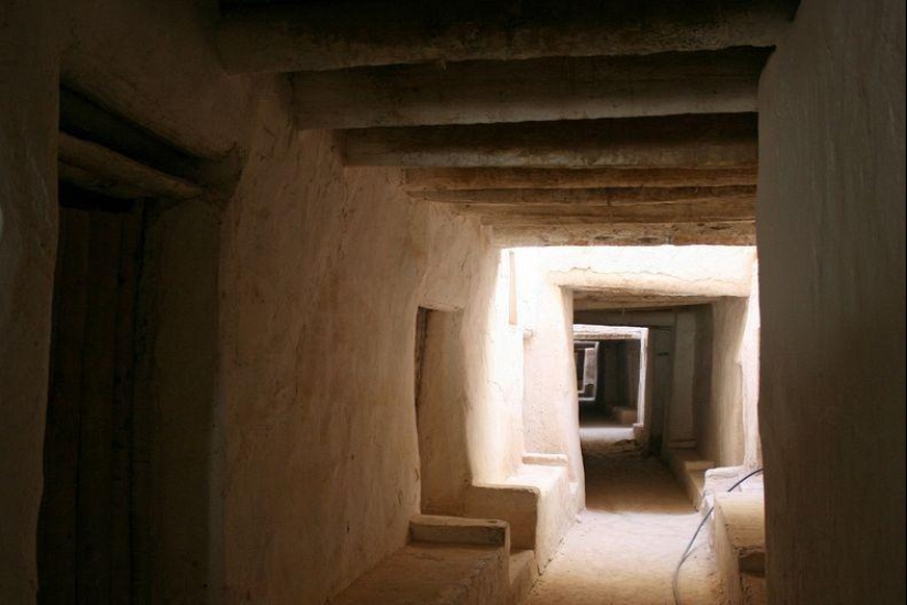 The amazing city of Ghadames on the edge of the desert