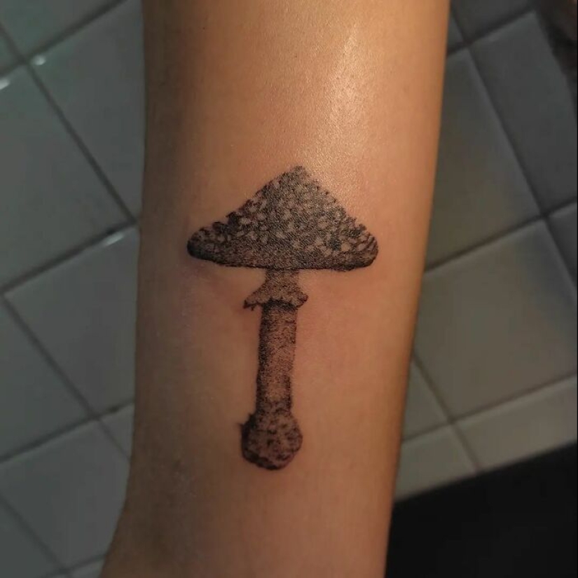 The Art Of Handpoke: 18 Tattoos That I Made