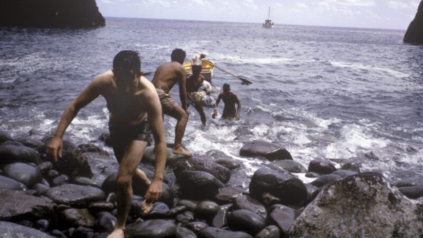 The children lived on a desert island for more than a year, shaming the author of "Lord of the Flies"