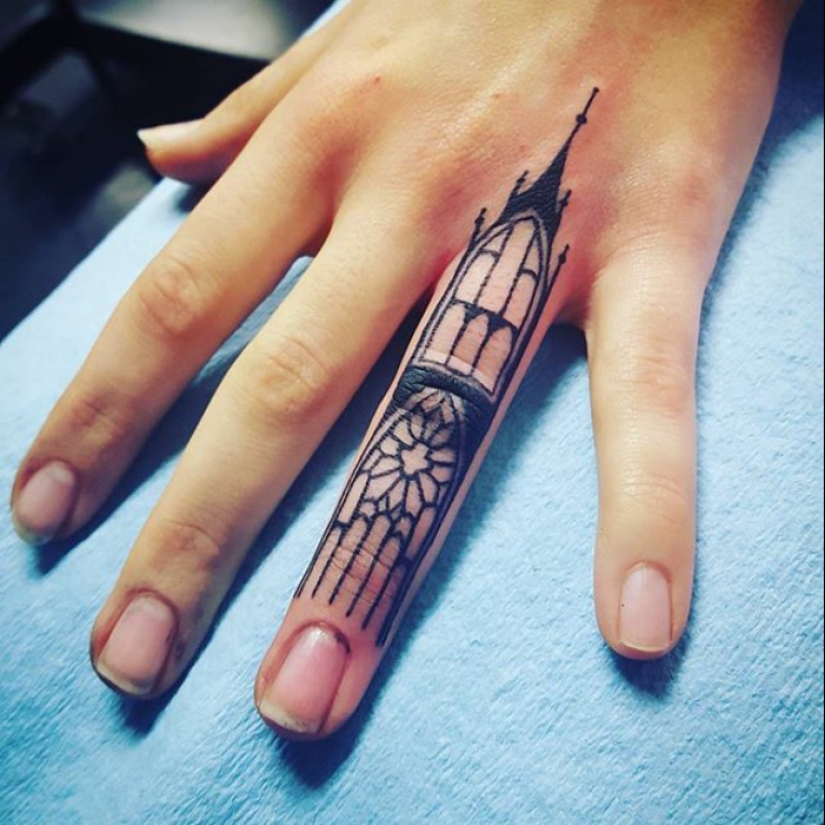 The city above the sole: amazing architectural tattoos