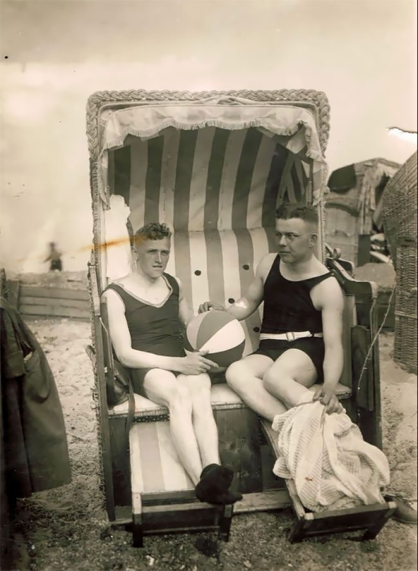 The dissolute youth of the West of the 1920s