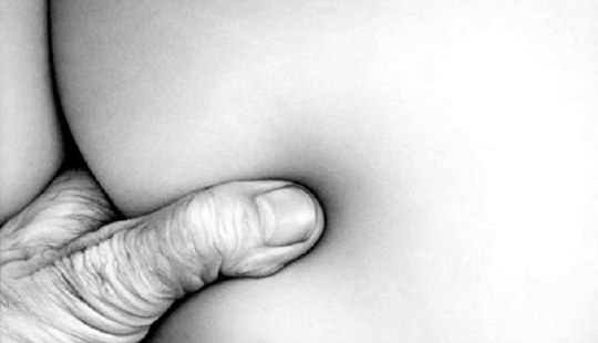 The Flesh Project: Kat Riley's lifelike drawings explore the subject of the body and touch