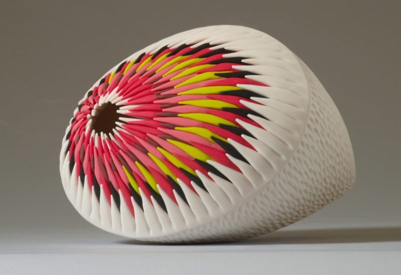 The fragile art: exquisite ceramic Bacon Martha Rodriguez