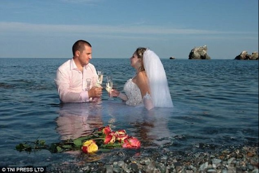 The goal of fiction is tricky: vyrviglaznye provincial wedding photo shoots