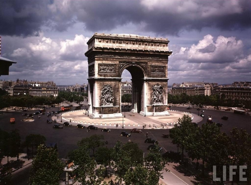 The last peaceful summer of pre-war Paris, 1939