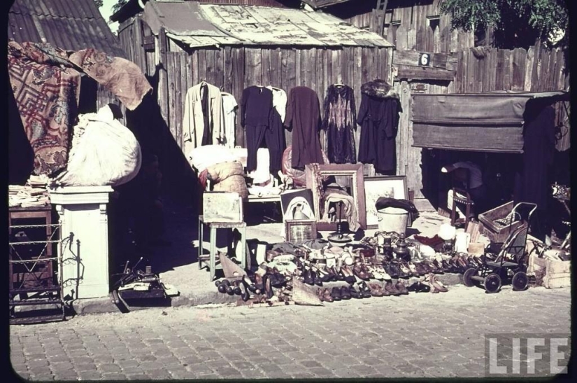 The last peaceful summer of pre-war Paris, 1939