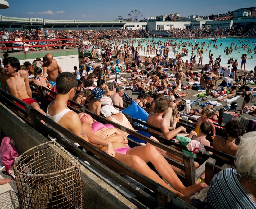 The Last Resort: The Greyness of the British Working Class by Martin Parr