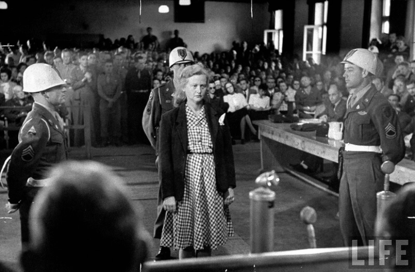 The life, crimes and death of Ilse Koch, nicknamed the Buchenwald Witch