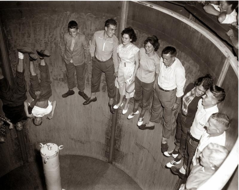 The mind-blowing "Rotor– is a rotating attraction of the 50s for the most desperate