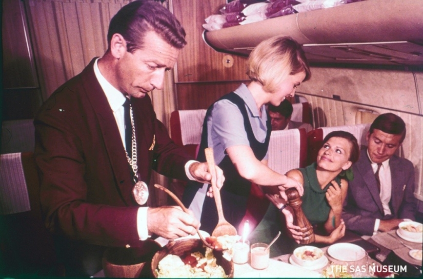 The Norwegian airline showed what was fed on planes half a century ago