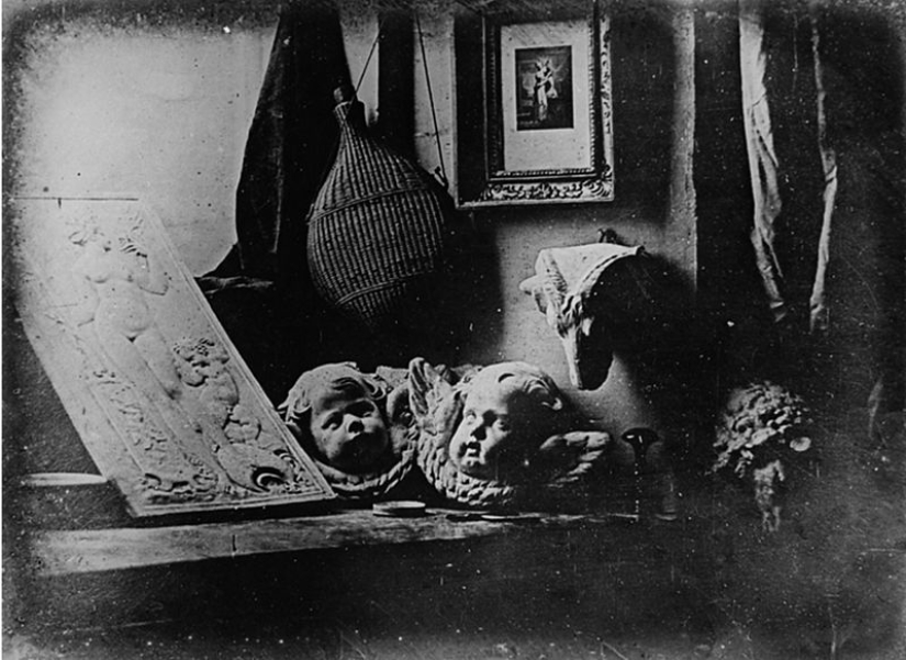 The oldest photos of their kind: from the first daguerreotype to the first Instagram post