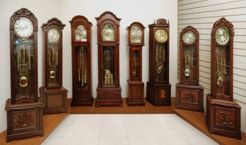 The Paris glitch, or How all the pendulum clocks stopped in the French capital