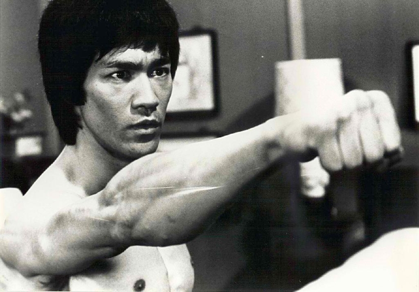 The path of self-improvement: advice from Bruce Lee