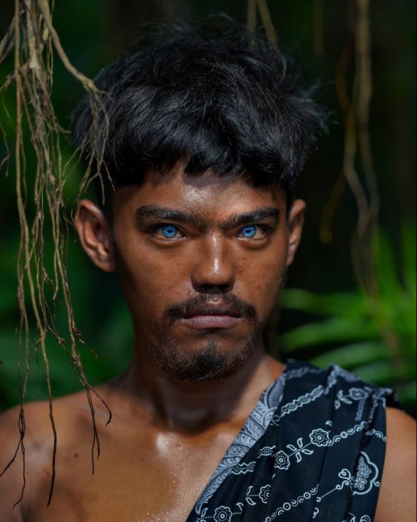 The phenomenon of the blue-eyed tribe of Butung Island