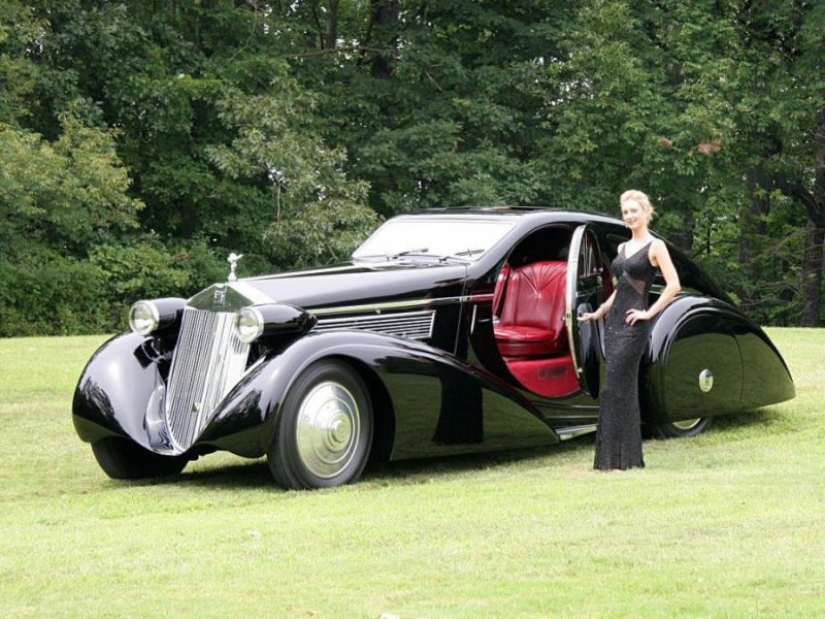 The sexiest car in the world: the unique Rolls Royce Phantom