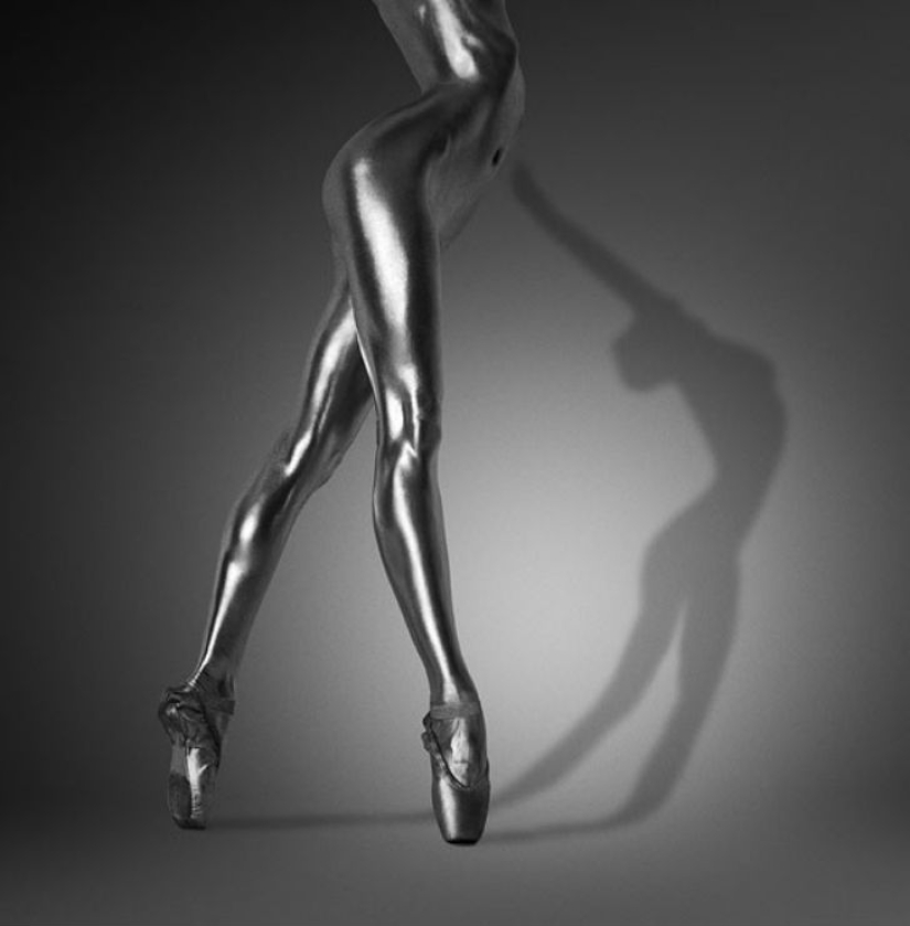 The silver path to the world of eroticism and beauty