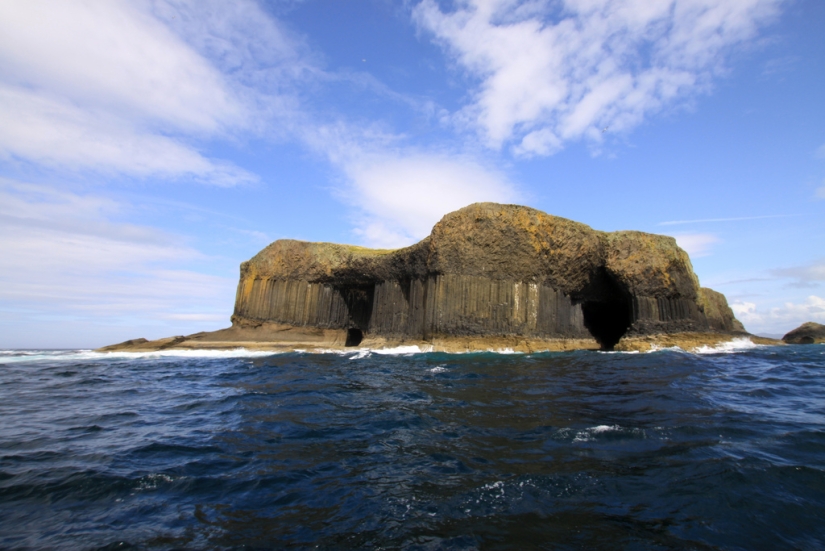 The Singing cave of Fingal