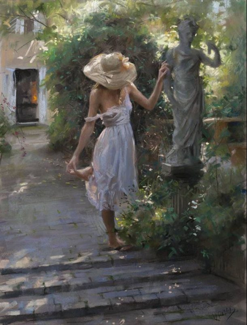 The Spaniard Vicente Romero Redondo — the world's only artist who can draw light