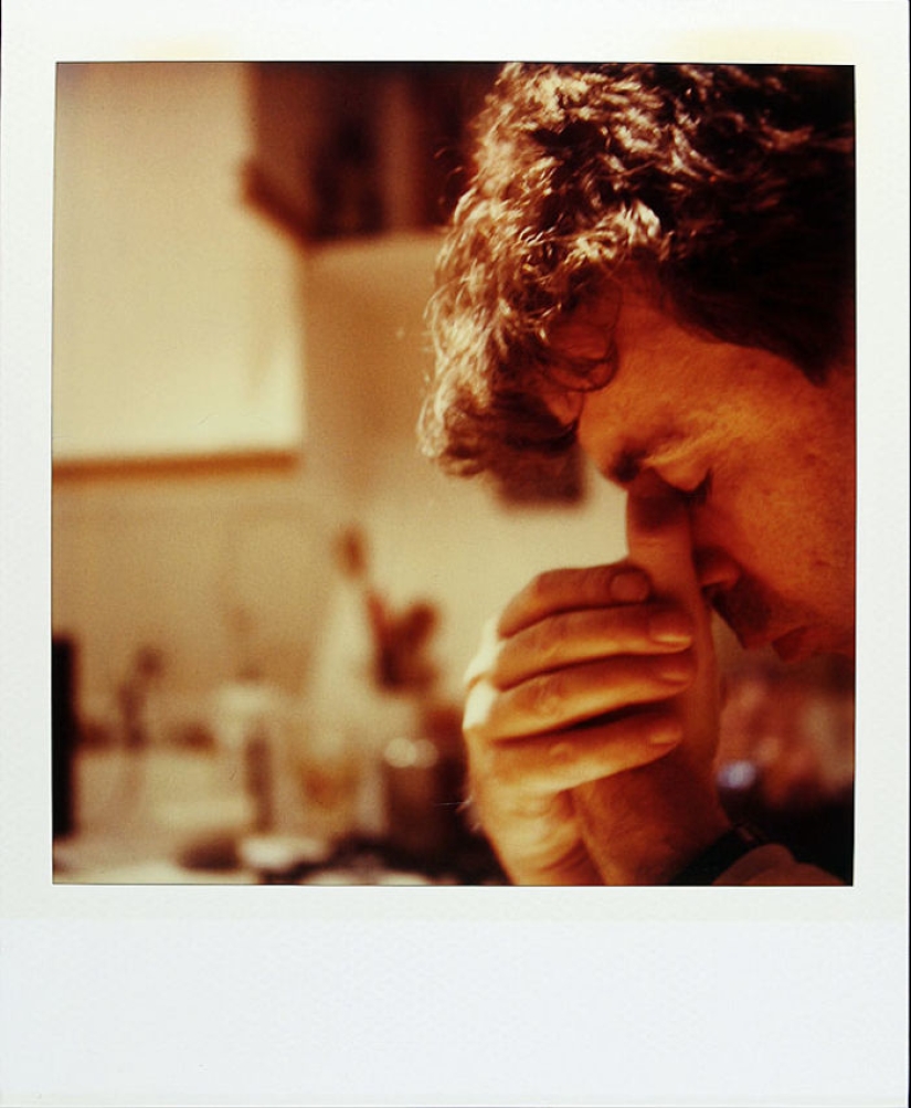 The story of a man who filmed every day on Polaroid for 18 years until cancer stole his life