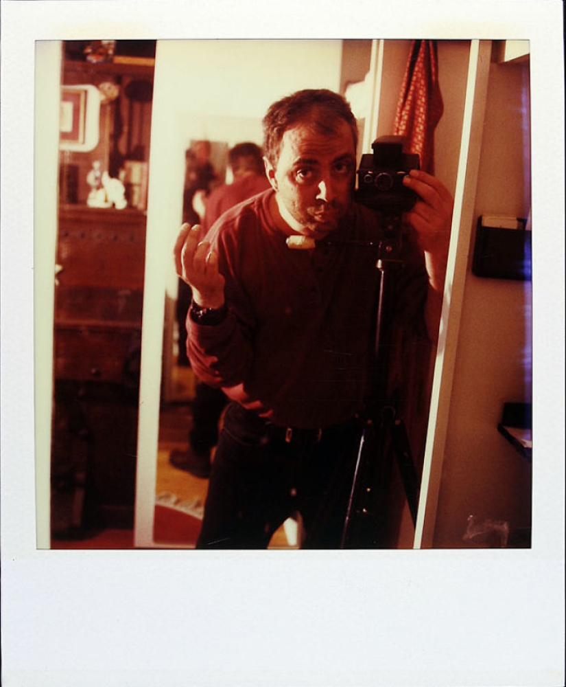 The story of a man who filmed every day on Polaroid for 18 years until cancer stole his life