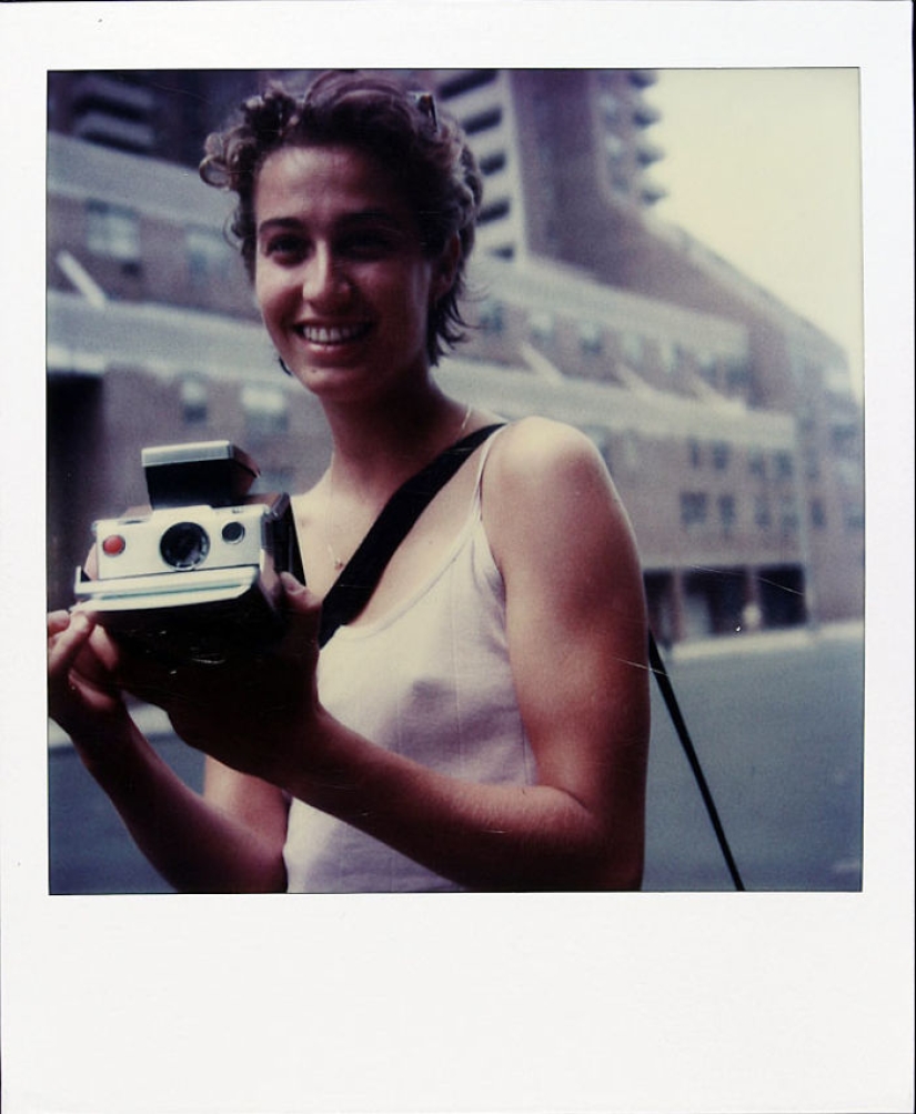 The story of a man who filmed every day on Polaroid for 18 years until cancer stole his life