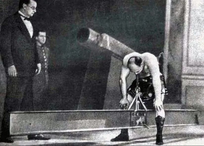 The story of circus athlete Alexander Zass — Russian "Iron Samson"