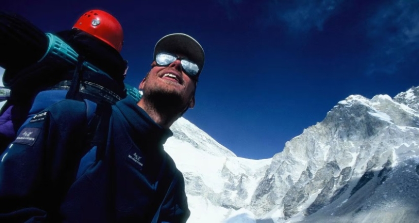 The story of the "mad Swede" Yeran Kropp, who went to Mount Everest by bicycle