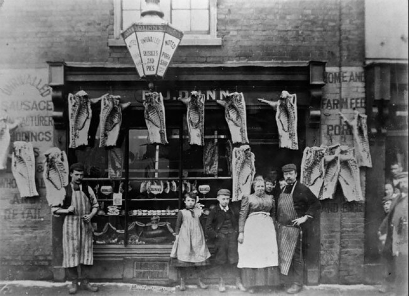 The time of fridges: a butcher's shop in Victorian England