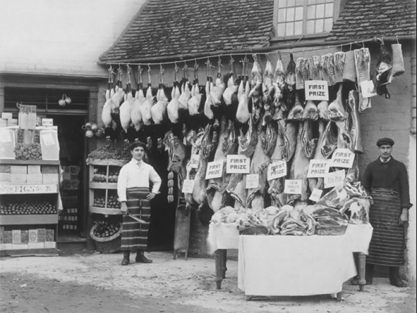 The time of fridges: a butcher's shop in Victorian England