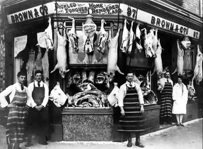 The time of fridges: a butcher's shop in Victorian England