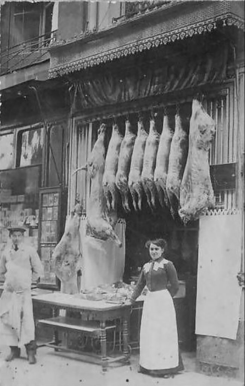 The time of fridges: a butcher's shop in Victorian England