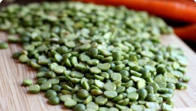 The unusual history of green peas - an old-timer of the festive table