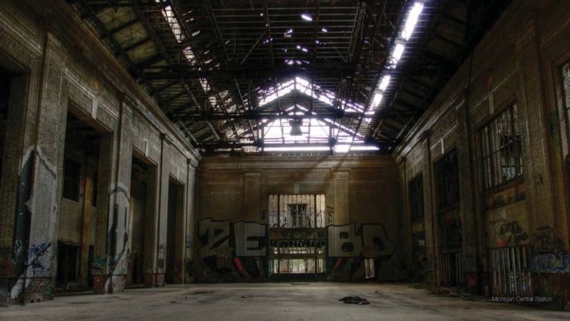 The world's largest abandoned train station