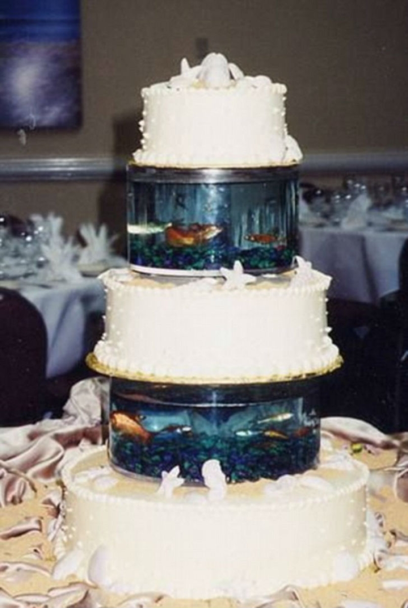 The worst wedding cakes that will bring any bride to tears