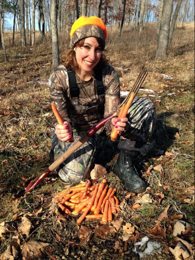 There is a hunt for carrots, or Gardeners with their glorious trophies