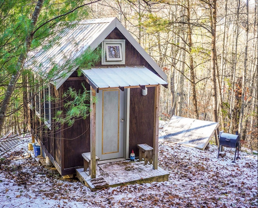 These people live in houses smaller than your bedroom!