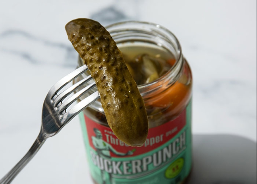 “They’re Just Crunchy Vinegar”: 10 Unhinged And Unfiltered Food Opinions