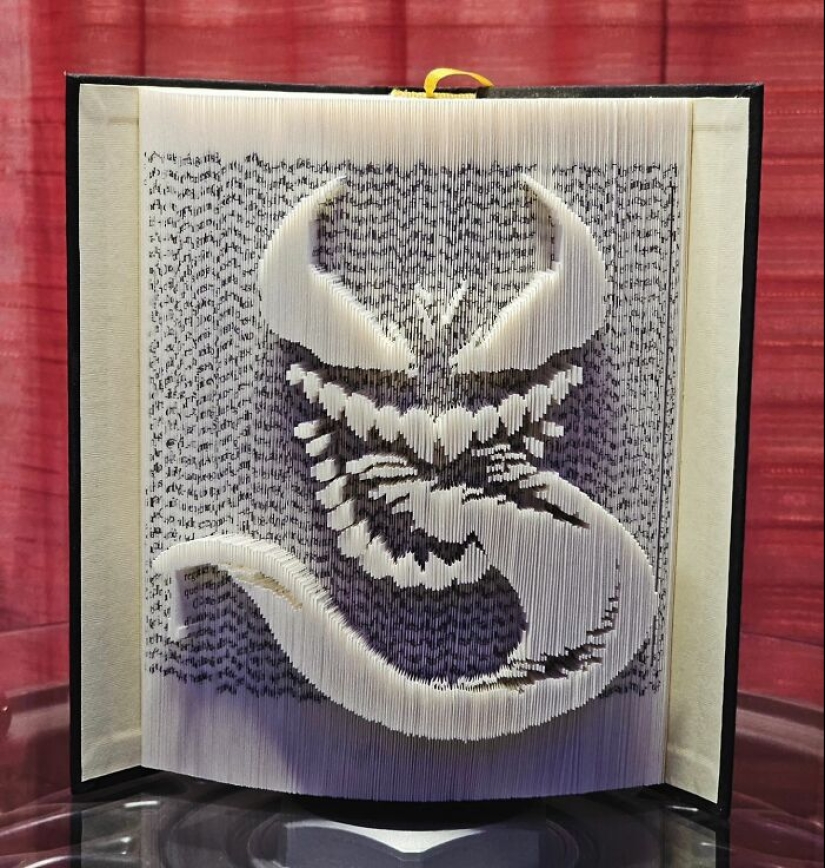 This Artist Upcycles Old Books Into Stunning Sculptures