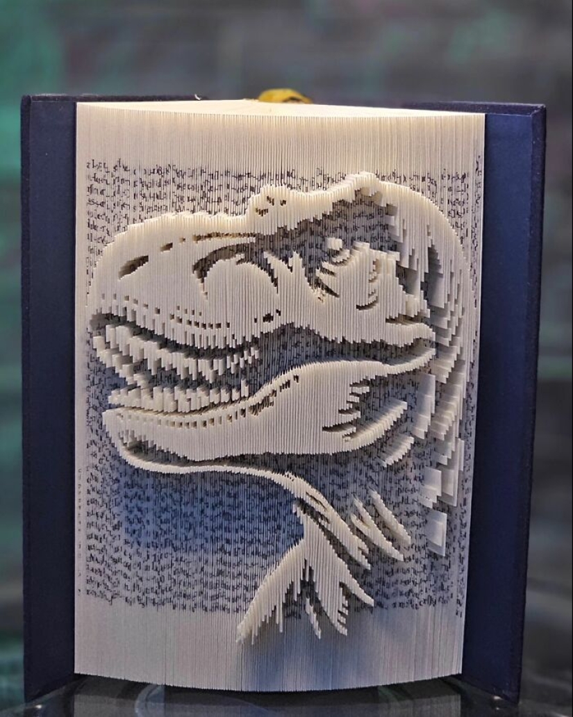 This Artist Upcycles Old Books Into Stunning Sculptures