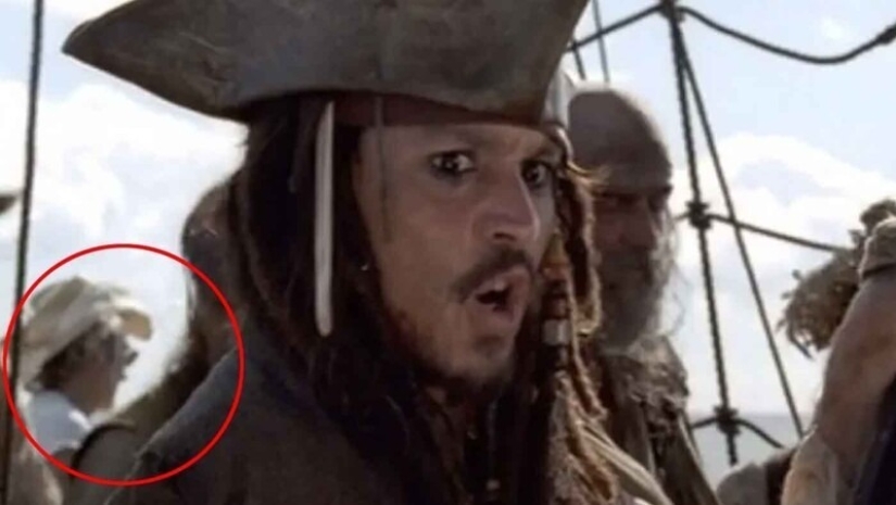 This list will surprise you! 22 movie clips that not everyone noticed