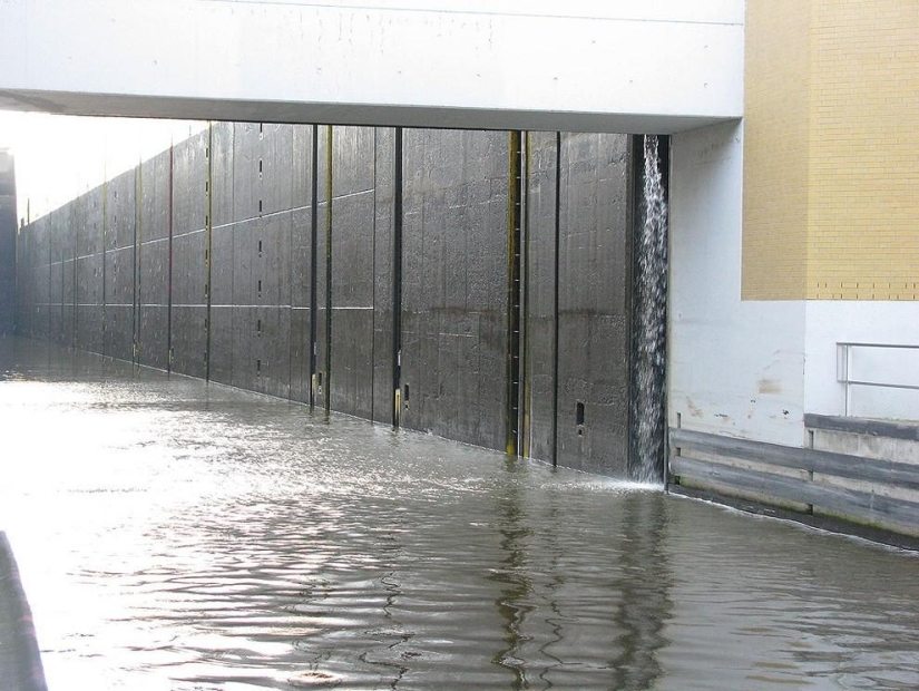 Three of the most impressive water bridge in the world