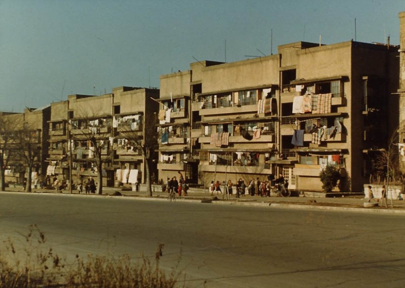 Tokyo of the 1950s in color images