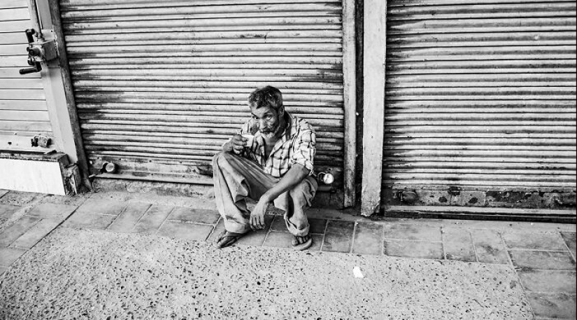 Tomé 12 fotografías que muestran la vida en las calles de la vieja Delhi