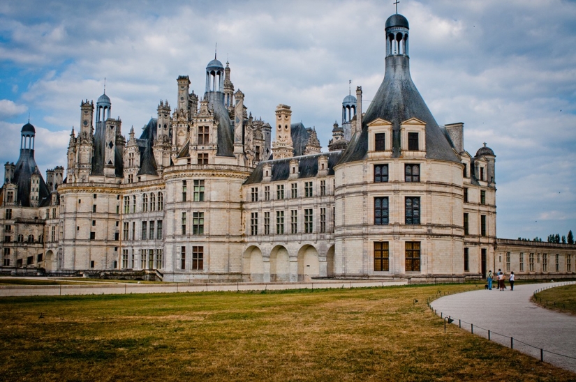 Top 10 most beautiful castles in France