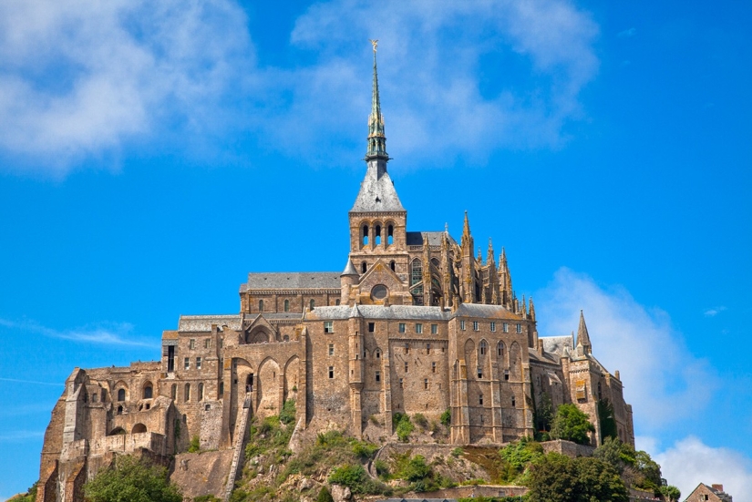 Top 10 most beautiful castles in France