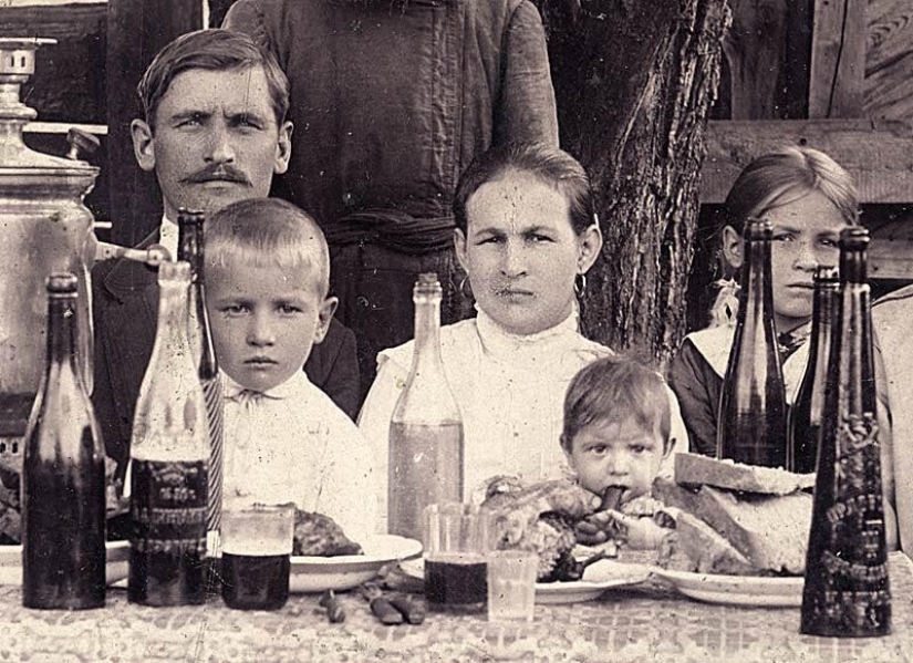 Traditions of the Russian feast: 10 stacks on the staff