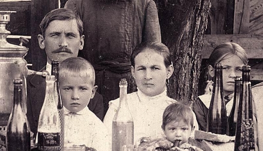 Traditions of the Russian feast: 10 stacks on the staff